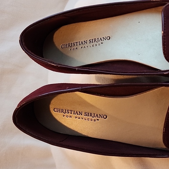 Christian Siriano Burgandy Flats - Picture 6 of 7